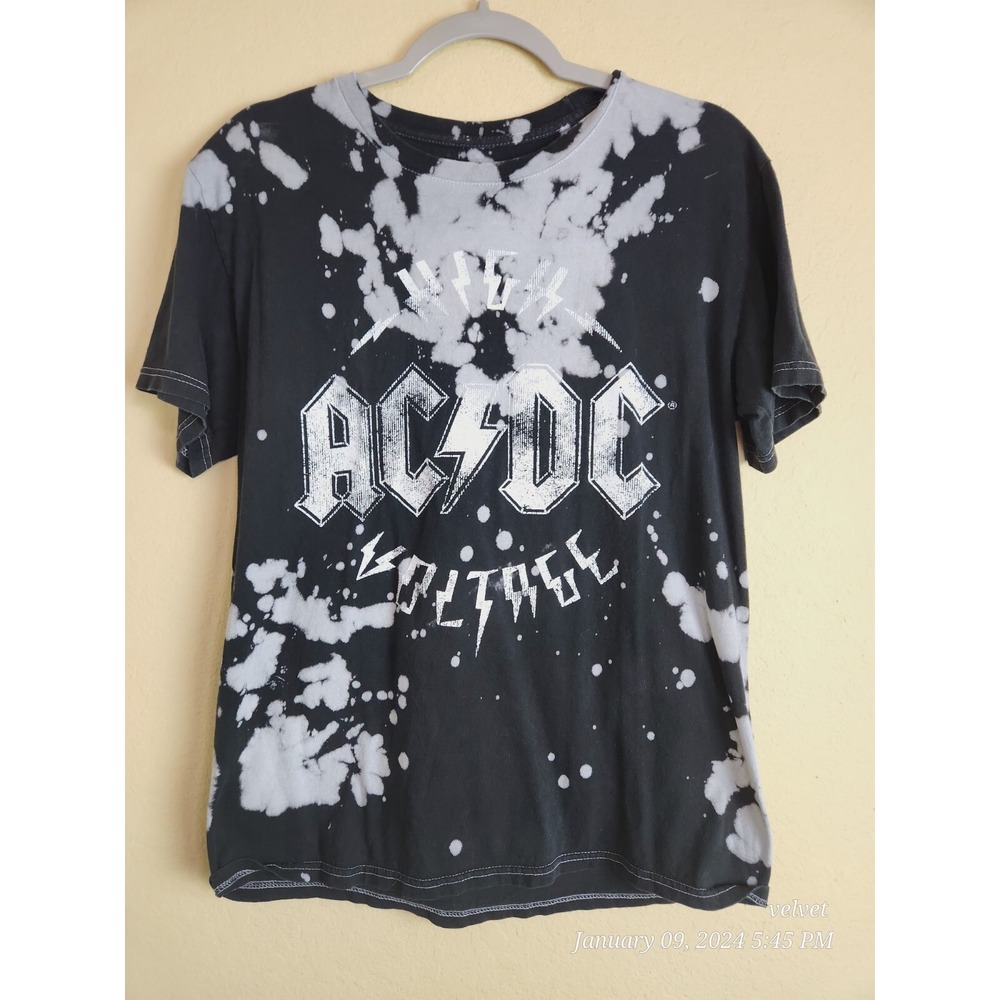 ACDC High Voltage‎ Bleach Splatter Graphic Tee Black White Size S/M Rock Band